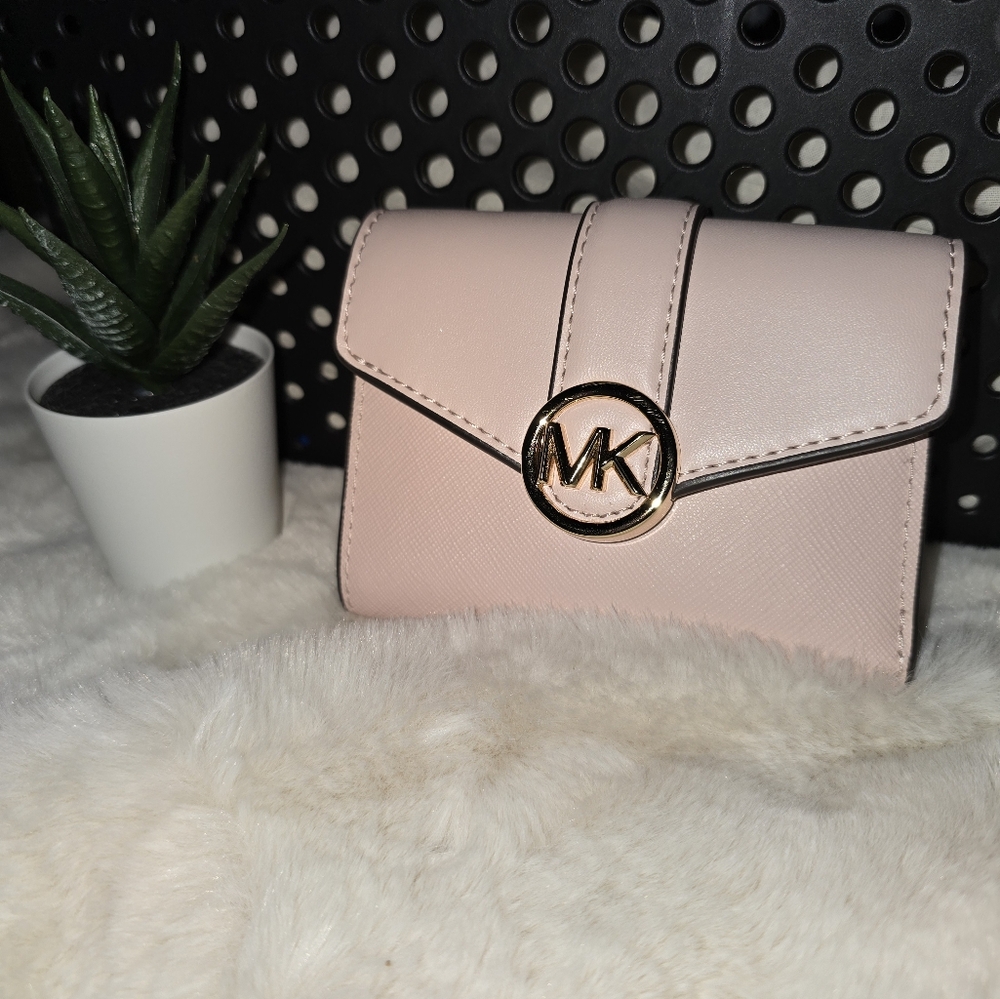 Michael Kors trifold wallet